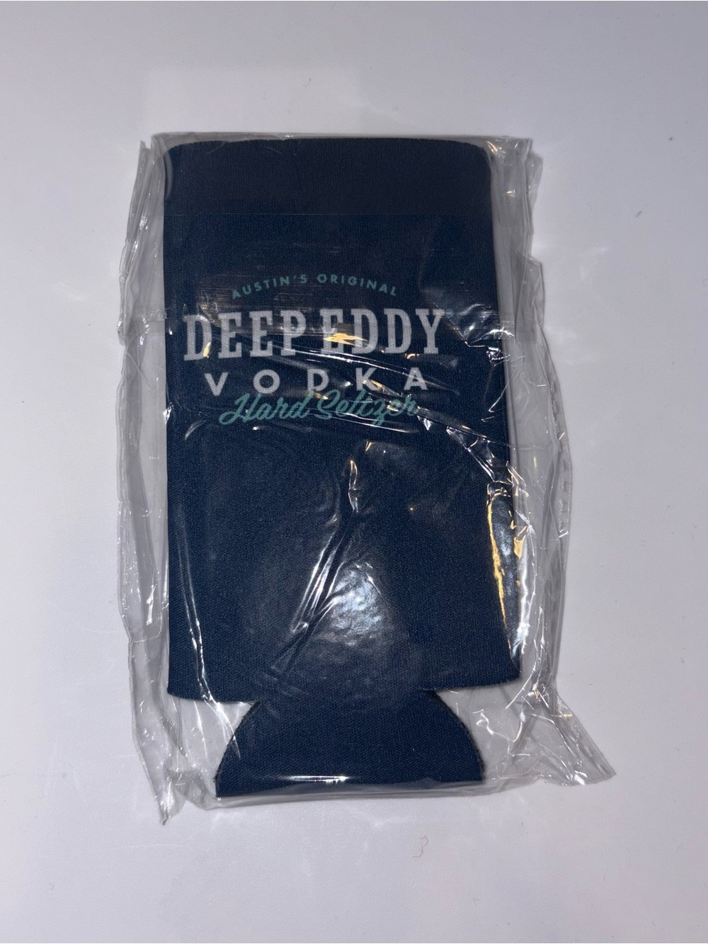 NWT Deep Eddy Vodka Blue Drink Koozie Can Cooler